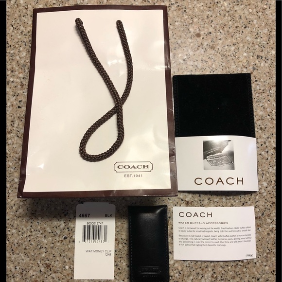 Coach leather money clip. - Picture 1 of 3